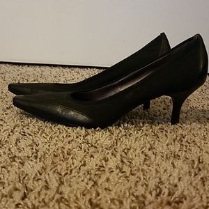 Women's shoes
